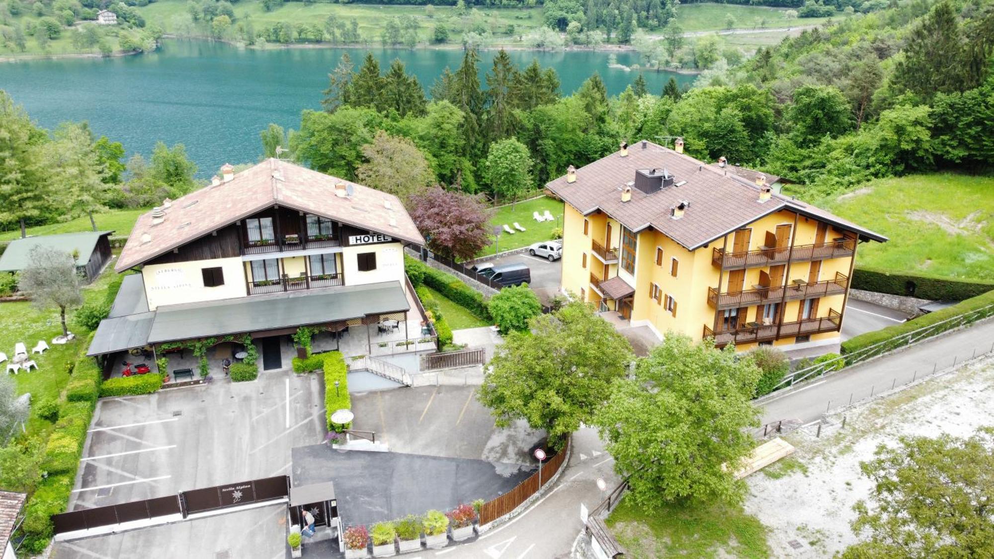 Albergo Stella Alpina Tenno Exterior photo