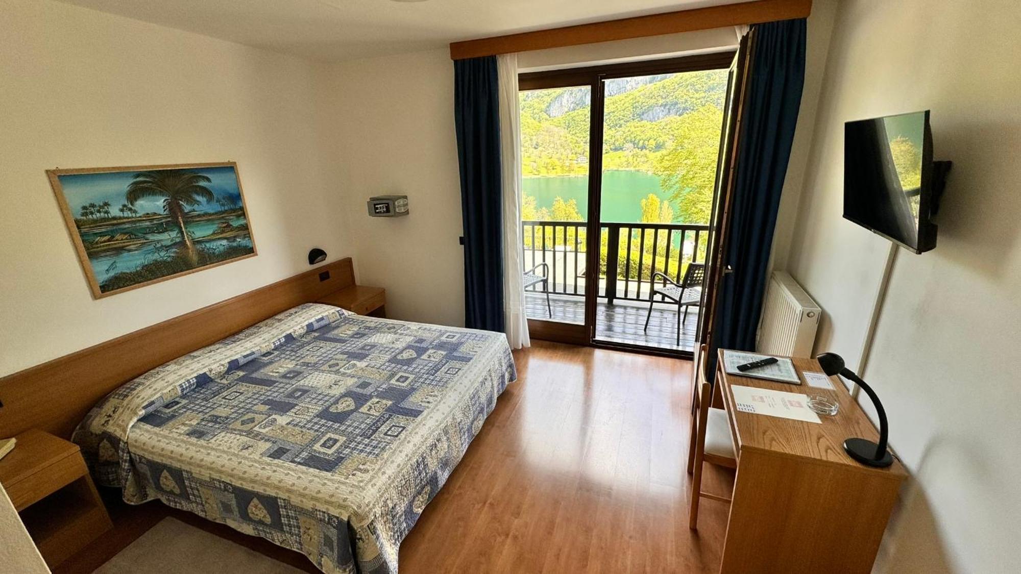 Albergo Stella Alpina Tenno Exterior photo