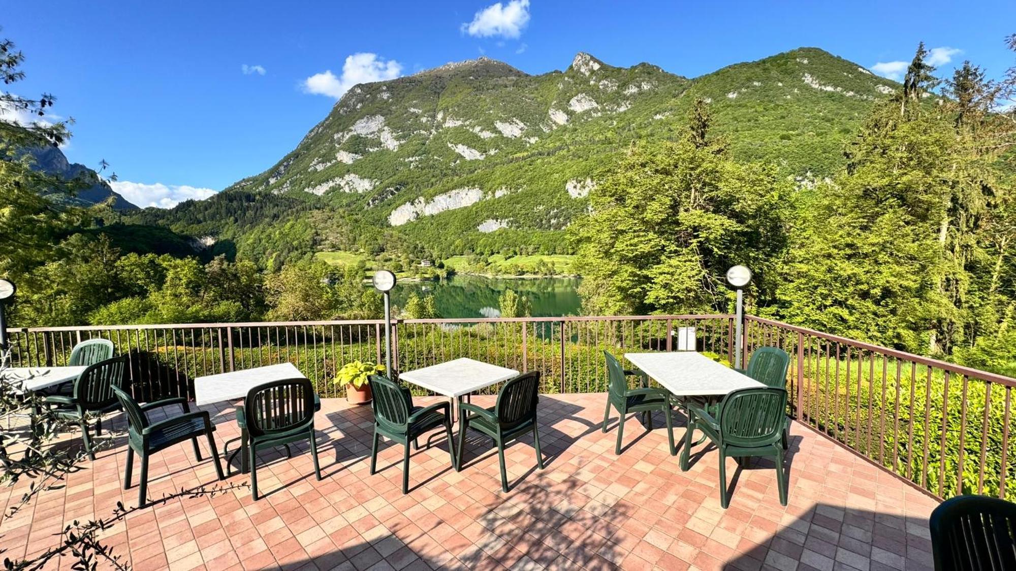 Albergo Stella Alpina Tenno Exterior photo