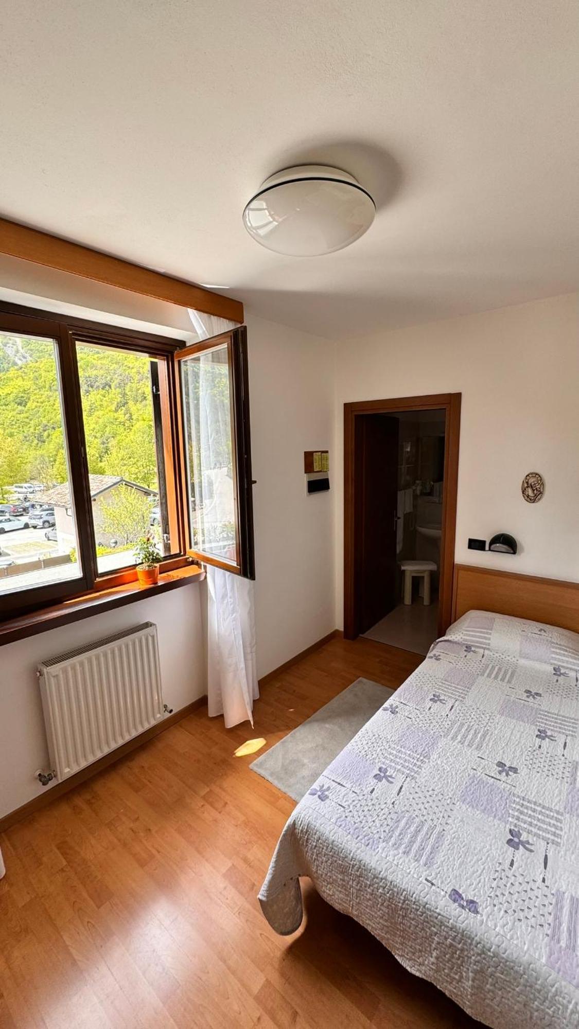 Albergo Stella Alpina Tenno Exterior photo
