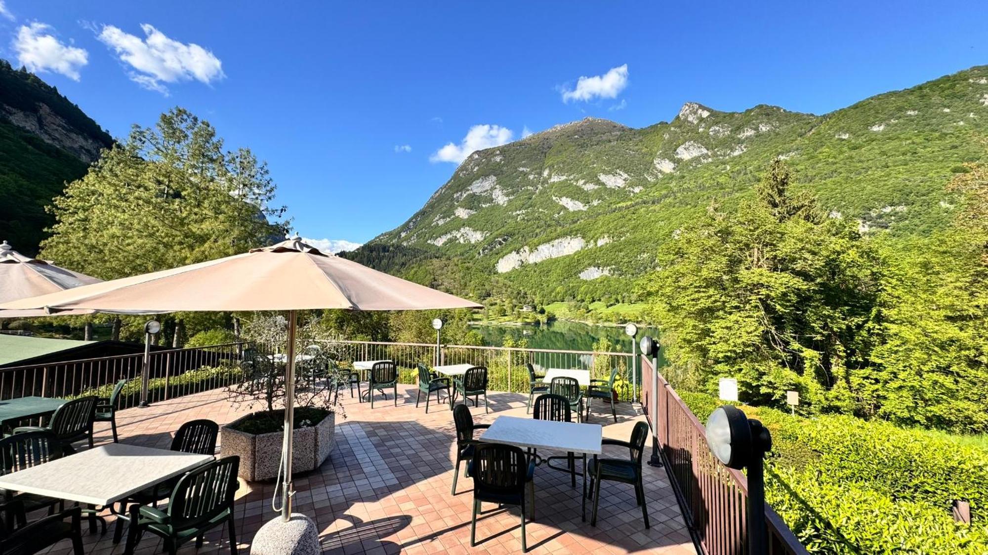 Albergo Stella Alpina Tenno Exterior photo