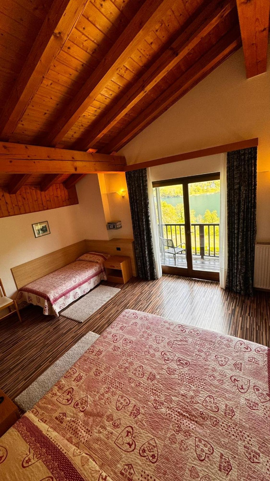 Albergo Stella Alpina Tenno Exterior photo